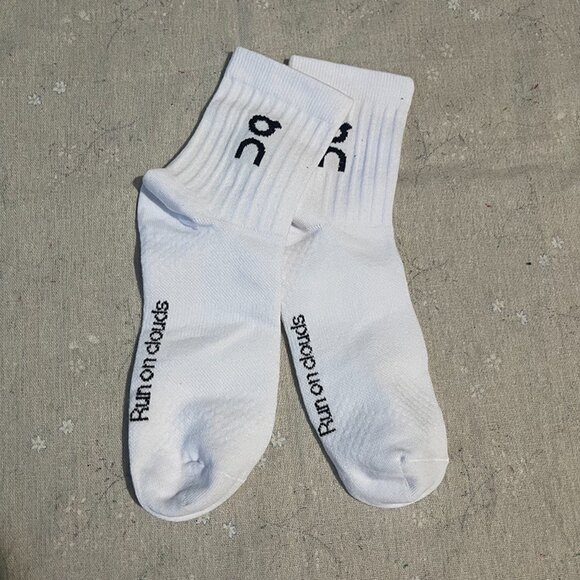On Running Elite Run Sock Mid 5 Pairs - Picture 5 of 7